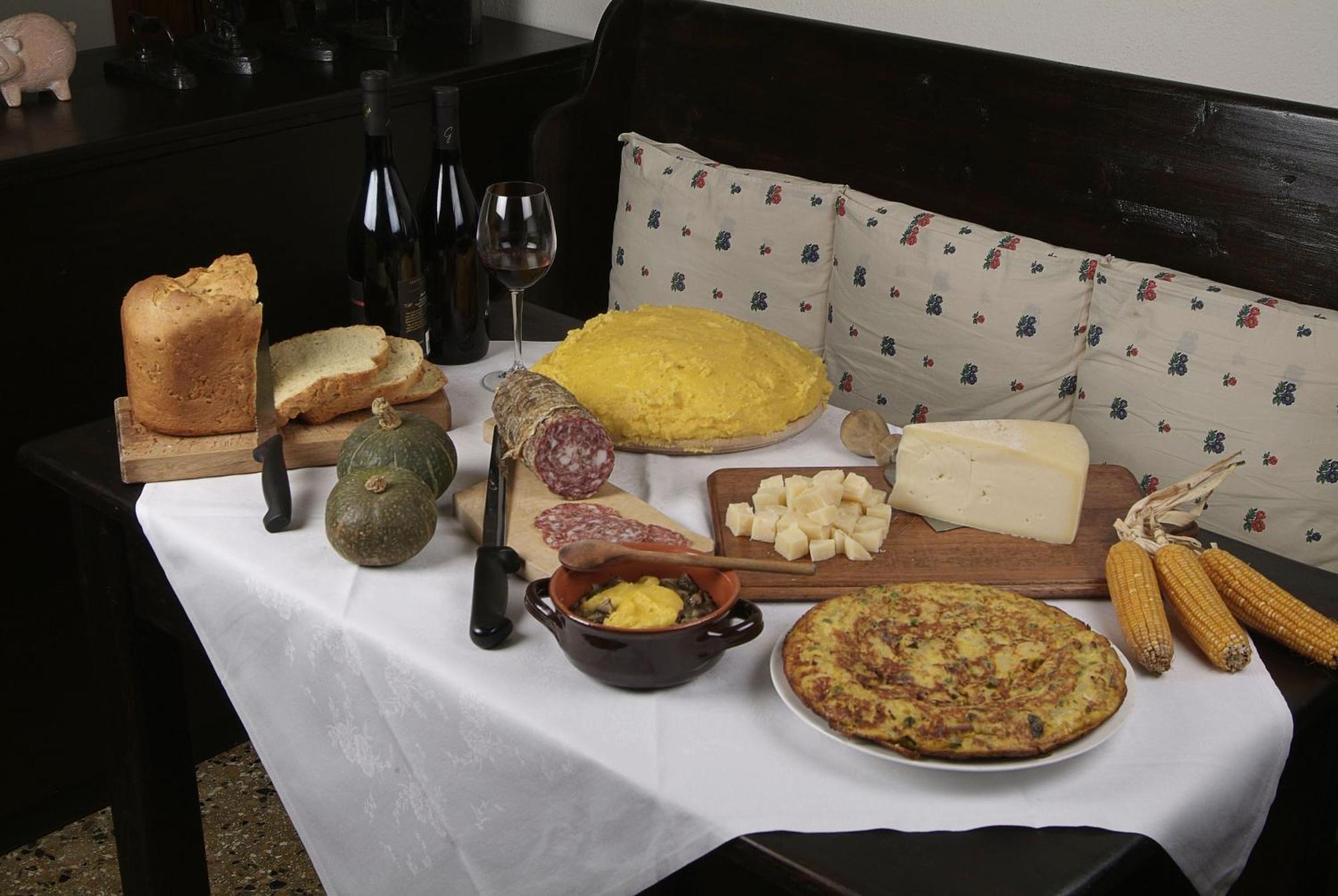 Agriturismo Borgo Floreani Vendoglio ภายนอก รูปภาพ